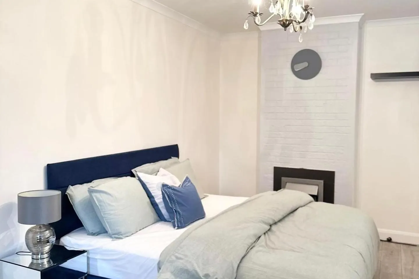 Tatil Evi 4 Bed House-Garden-Parking-15 Min Elizabeth Line Villa Dagenham